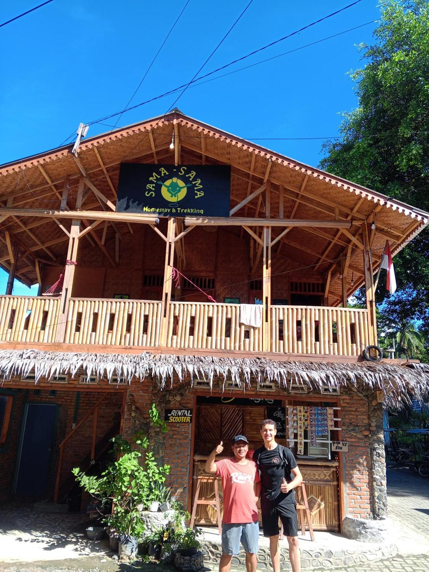 Sama Sama Homestay & Trekking Only Stay Here Book Trekking And Transport With Us Bukit Lawang Exterior photo